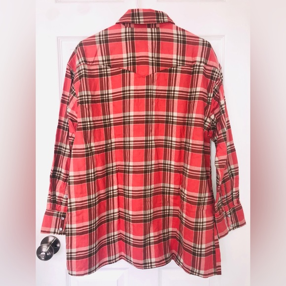 Levi’s button up - Picture 7 of 13